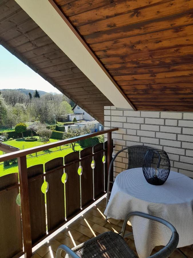 Ferienwohnung Und Gaestezimmer Iburgblick Bad Driburg Extérieur photo